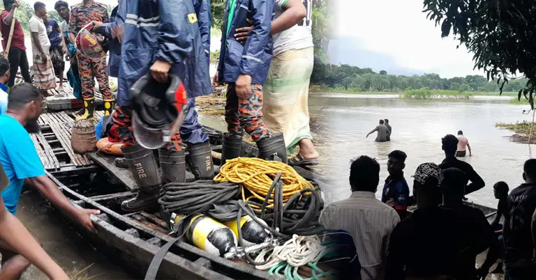 ফায়ার সার্ভিসের ডুবুরি দলের অভিযান